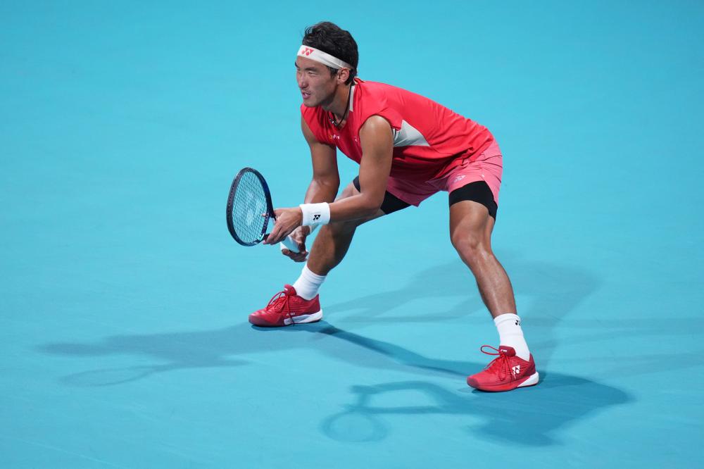 低空傳球 低空傳球