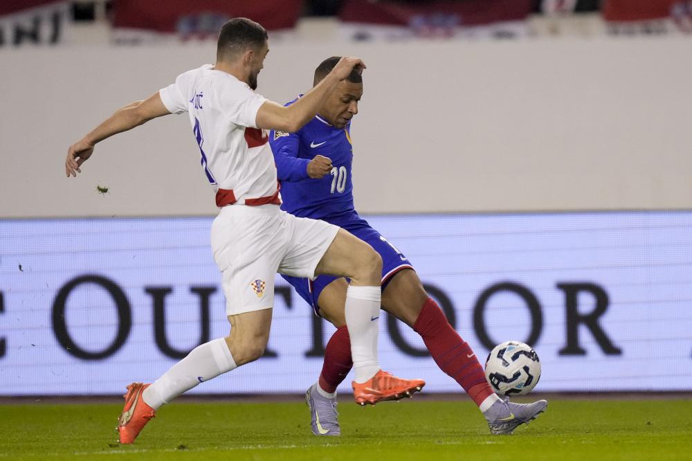 曼城內訌？坎塞洛被曝與福登瓜帥激烈衝突！即將租借加盟拜仁！.